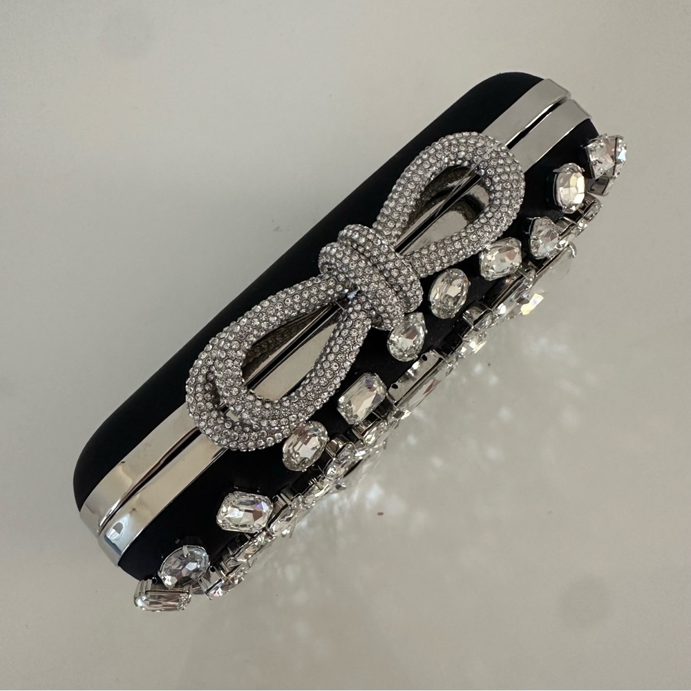 MACH & MACH
Bow Strass Satin Clutch Bag - Picture 13 of 16